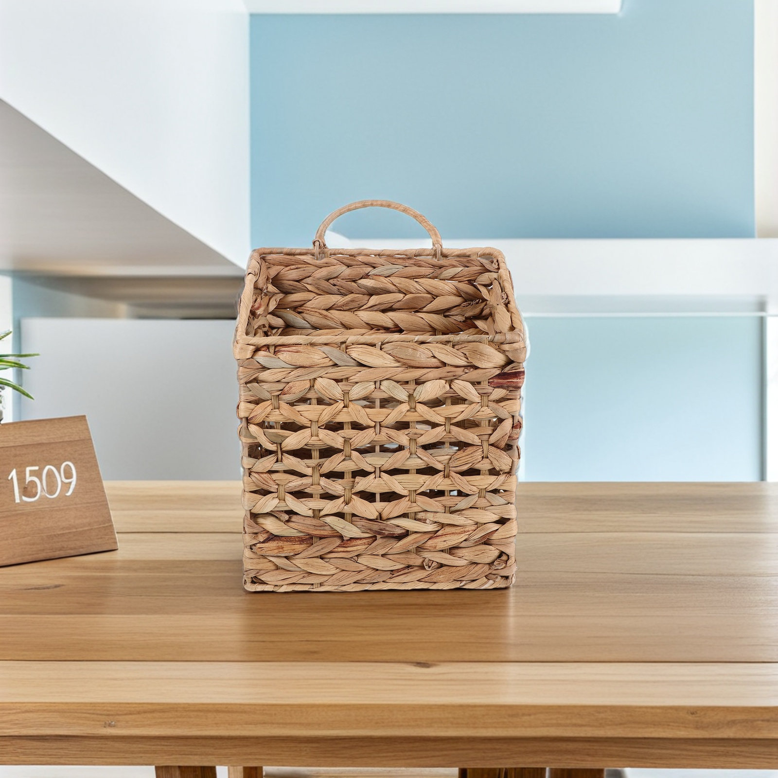 Woven Hanging Wall Basket Ratt - Magazines ulasan dan harga